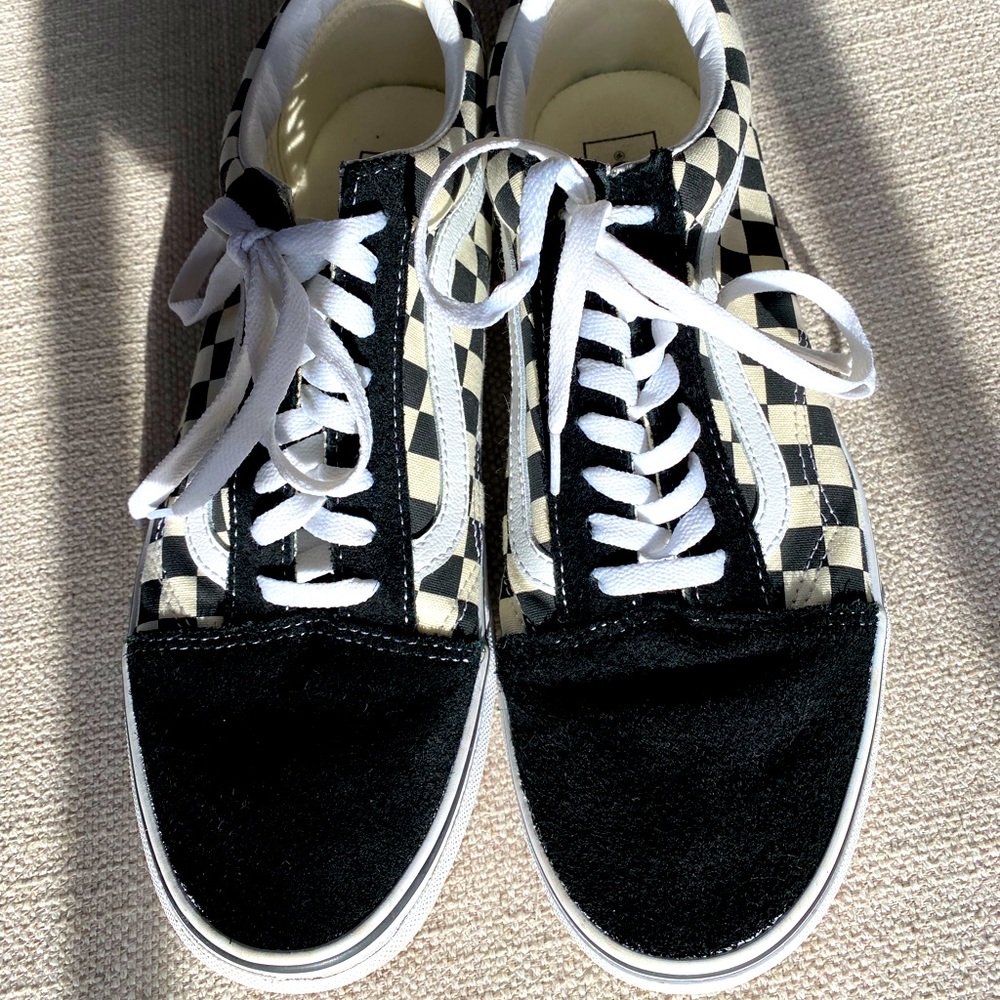 VANS Men’s Old Skool Suede and Classic Checkered Canvas Sneakers Size 10.5